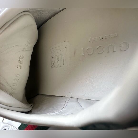 Gucci White Leather Embroidered Ladybug And Pineapple Ace Sneakers Size 36.5 - Picture 9 of 15